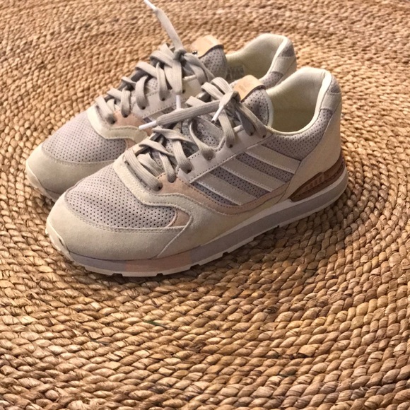 adidas solebox quesence